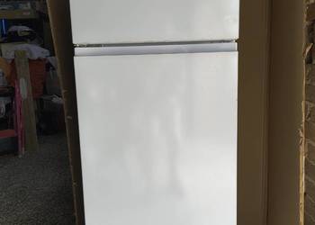Lodówka - Severin- 140 cm wysoka, stan bardzo dobry.