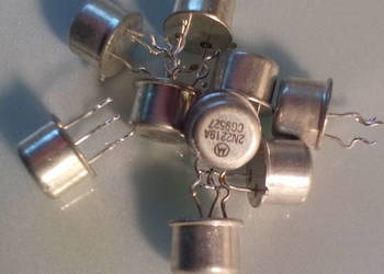 2N2219A  9 szt Motorola