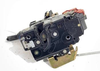 ZAMEK DRZWI PRAWY PRZÓD AUDI A4 B6 Sedan/Limuzyna 00-05