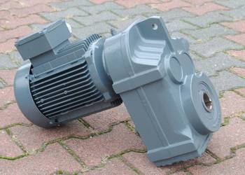 Motoreduktor 2.2kw. 28obr./min.. Firmy SEW!