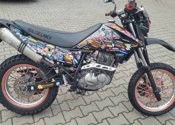 Suzuki DR 125 SM z niskim przebiegiem