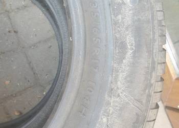 Dwie sztuki opon zimowych 235/65 R17 DUNLOP