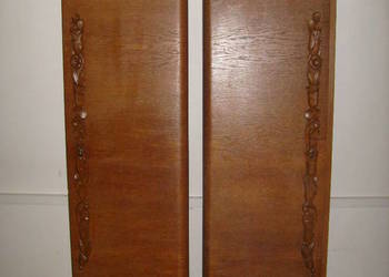 Zdobiona szafa z lat 20-tych