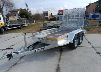 Przyczepa pod minikoparkę sprzęt budowlany CARRO 300x150 DMC 2700 LED trap