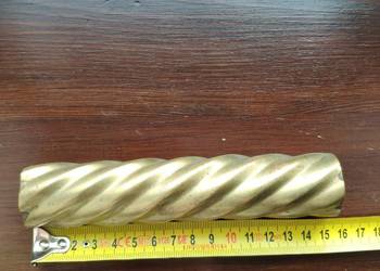 Mosiężna kolumna lampy naftowej 2 Mosiężna kolumna lampy naftowej 2