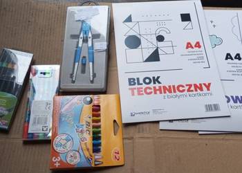 Rajstopy zeszyty baterie zapalniczki pozostałości po sklepie