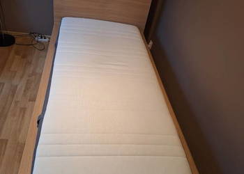 Łóżko jednoosobowe Malm z szufladami