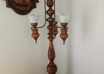 Stara lampa stojąca, drewniana, z trzema kloszami i ściemniaczem