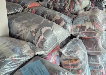 Hurtownia odzieży używanej sortowanej z USA Bluzki damskie