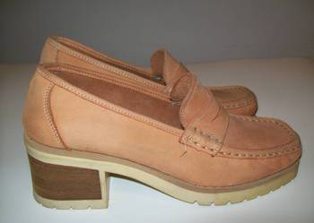 Nowe buty damskie na platformie z elastomeru
