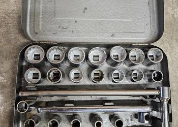 Zestaw starych polskich kluczy Derby