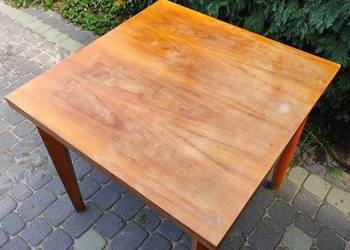 Stary kwadratowy stół w stylu Art Dèco Stary kwadratowy stół w stylu Art Dèco