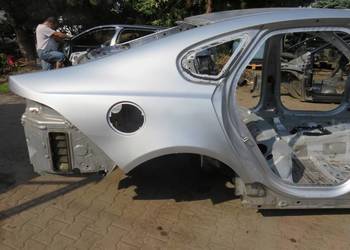ĆWIARTKA BŁOTNIK PRAWY TYŁ LRC JAGUAR XF X260 SEDAN