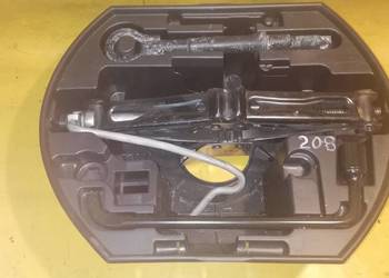 zestaw do wymiany koła Peugeot 207-208-308 lewarek ucho klucz wkład