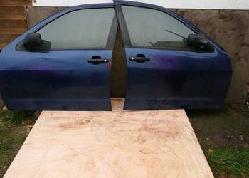 Sprzedam 3 kompletne drzwi do Seata Ibizy 01rok