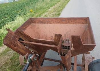 Sadzarka kubełkowa do ziemniaków dwurzędowa