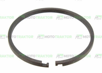 PIERŚCIEŃ MASSEY FERGUSON 3384502M1