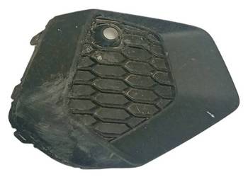 Prawa kratka zderzaka Audi A3 8Y zaślepka wlotu 8Y0807682A używana