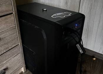 Komputer stacjonarny