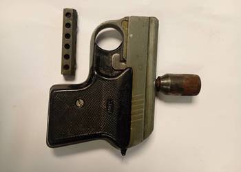 pistolet hukowy straszak