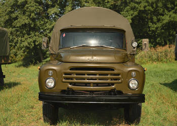 wojskowy ZIŁ 130 – 1979 r., skrzyniowy militarny zabytek