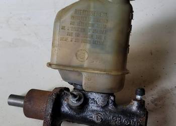 Pompa hamulcowa Volkswagen Passat B4