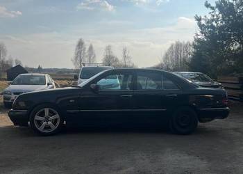 Mercedes E240 v6 w210
