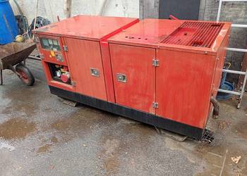 Agregat spalinowy 32KVa