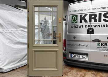 drzwi zewnetrzne drewniane wykonywane na zamówienie KOLOR RAL U-1.3 drzwi zewnetrzne drewniane wykonywane na zamówienie KOLOR RAL U-1.3