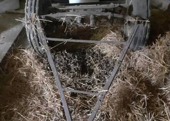 Wóz konny z zaczepem do ciągnika