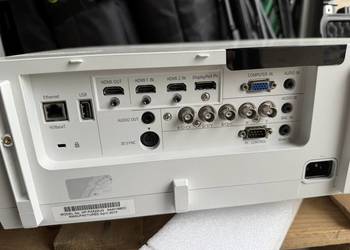 Projektor Nec pa 522u