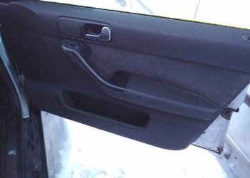 boczki z drzwi Audi A3 8L . 5 drzwiowe  stan bdb