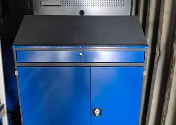 Stanowisko komputerowe na kółkach duże