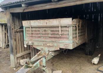 sprzedam rozrzutnik 3,5 t czarna białostocka