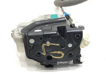 ZAMEK DRZWI LEWY PRZÓD AUDI TT 8S Sportowy/Coupe 8X1837015C