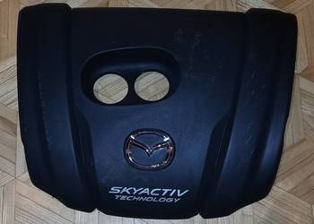 Mazda 2 Skyactive - osłona silnika