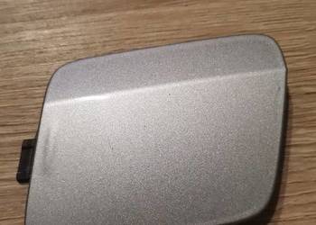 VOLVO V60 S60 II ZAŚLEPKA HAKA ZDERZAKA PRZÓD SREBRNA 31663578