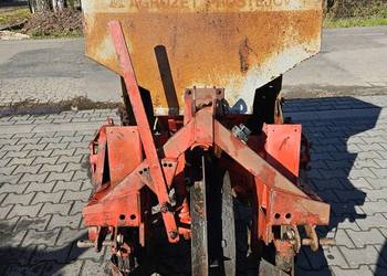 Sadzarka do ziemniaków automatyczna