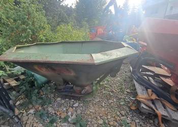 Rozsiewacz Amazone 402