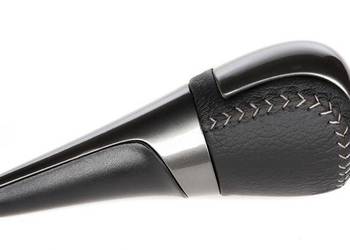 TOYOTA Yaris Galka zmiany biegow 33504-0D240-B1 OE