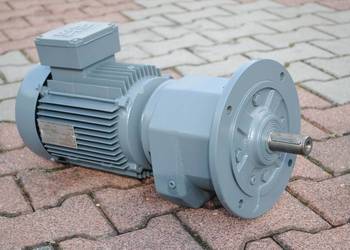 Motoreduktor kołnierzowy 3kw. 148obr./min., firmy Sew.