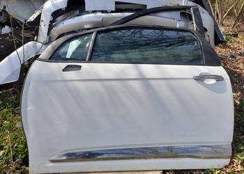 Citroen ds3 .Drzwi lewa strona z szybą I listwą.