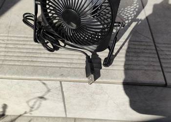 WIATRACZEK  KABINOWY USB