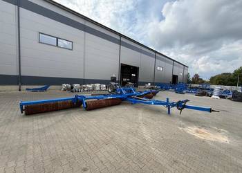 Wał posiewny LANDSTAL WPS Pro 1230 - 12,3 metra szerokości | DEMO