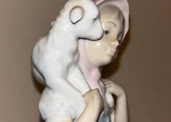 Figurka dziewczyny z owieczką. Owczarka. Figurka NAO. Lladro