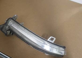 KIERUNKOWSKAZ LUSTERKA  LEWY BMW 7280771 F20 F21 F22 F23 F30 F31 F34 F32
