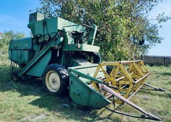 Kombajn John Deere 330
