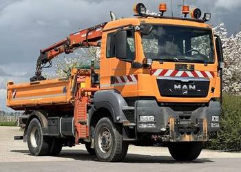 Uzywana Wywrotka 4x4 z dzwigiem MAN TGS 18.320