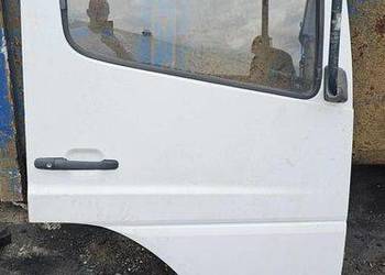 DRZWI PRAWE PRZÓD MERCDES-BENZ AXOR 2528L