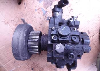 POMPA WTRYSKOWA AUDI A4 B7 2.7 TDI 059130755S 0445010154